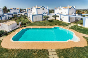 Casa Alto do Perogil Tavira-3 bedroom house with pool & free wifi